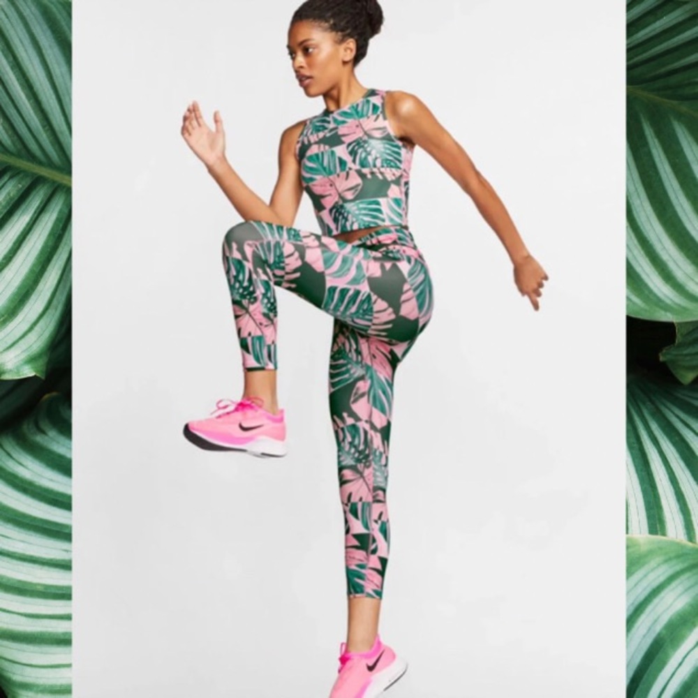 Nike Women's Boxed Botanical Fast Crop Leggings - Picture 2 of 5